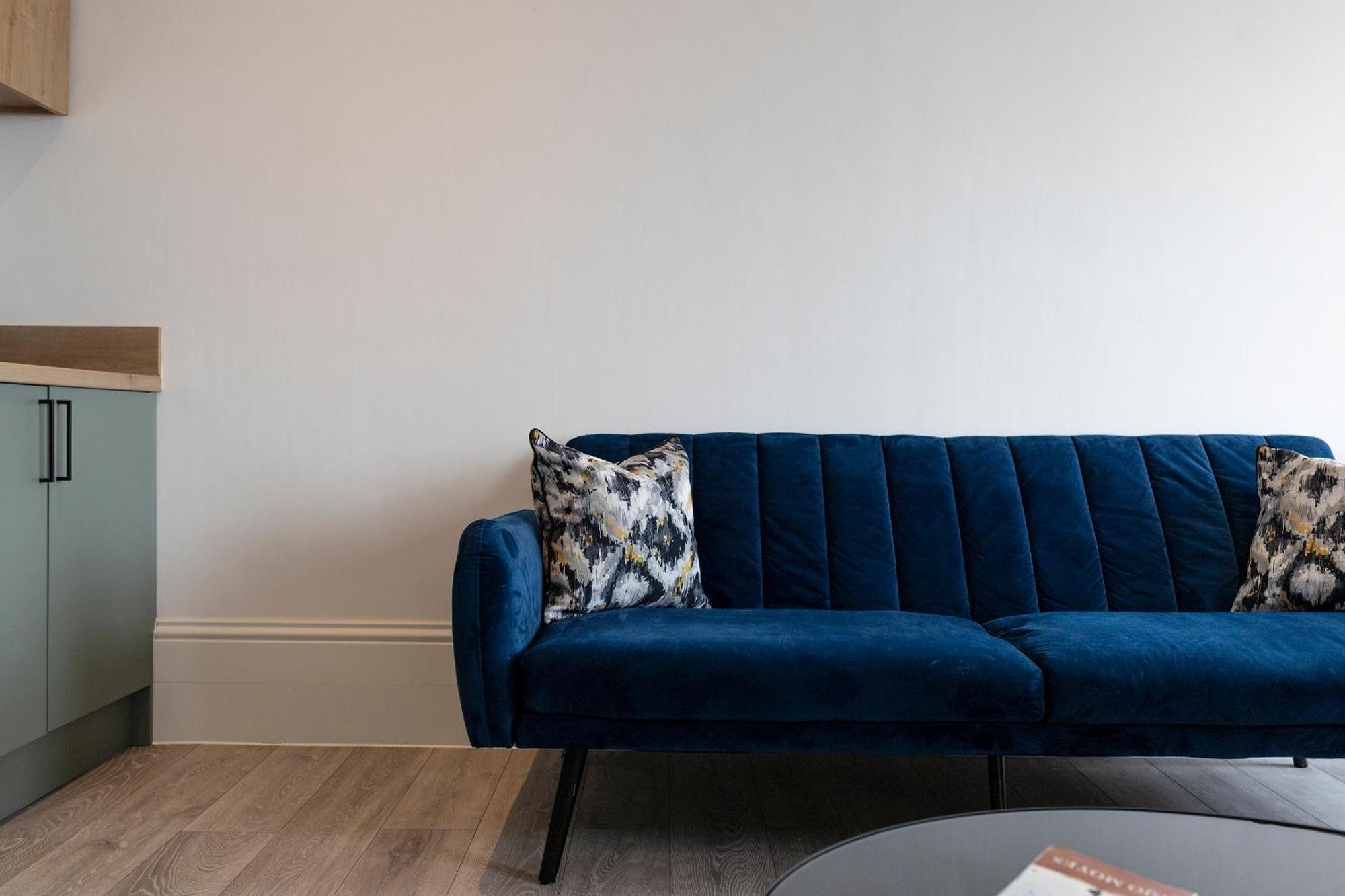 Seaside Serenity: Stylish Sea View Apartments In Herne Bay Exterior photo